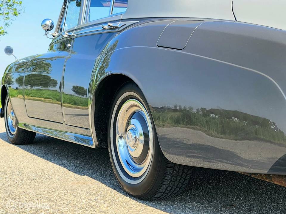 Image 21/50 de Bentley S 1 (1956)