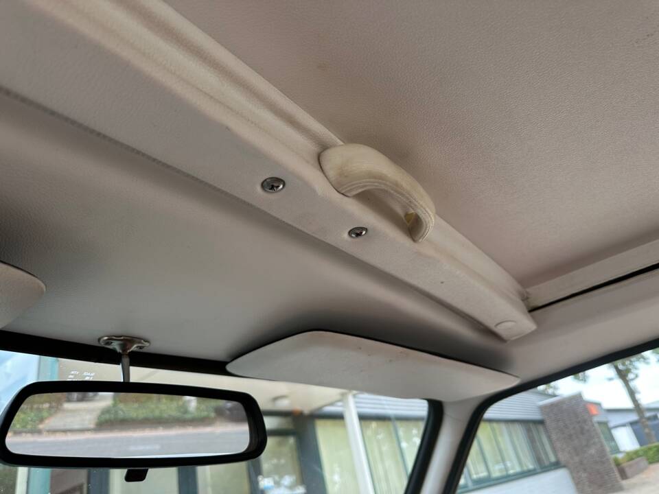 Image 44/80 of Peugeot 504 TI (1976)