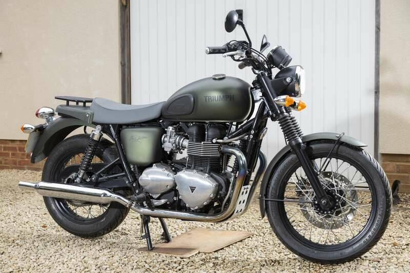 Image 29/38 of Triumph Bonneville T100 McQueen (2012)