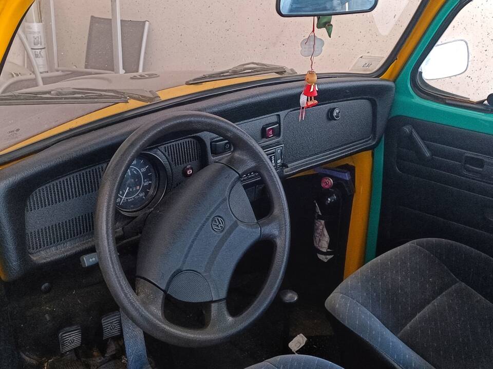 Image 5/6 of Volkswagen Beetle 1600 (1996)