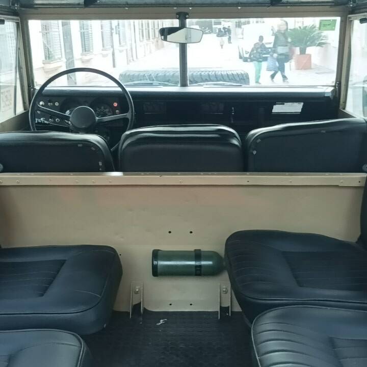 Bild 8/27 von Land Rover 88 (1978)