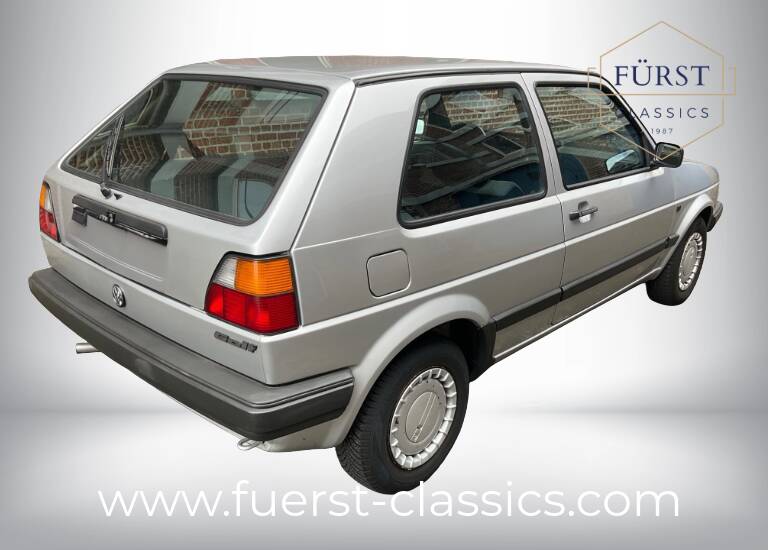Imagen 2/23 de Volkswagen Golf Mk II 1.3 (1987)