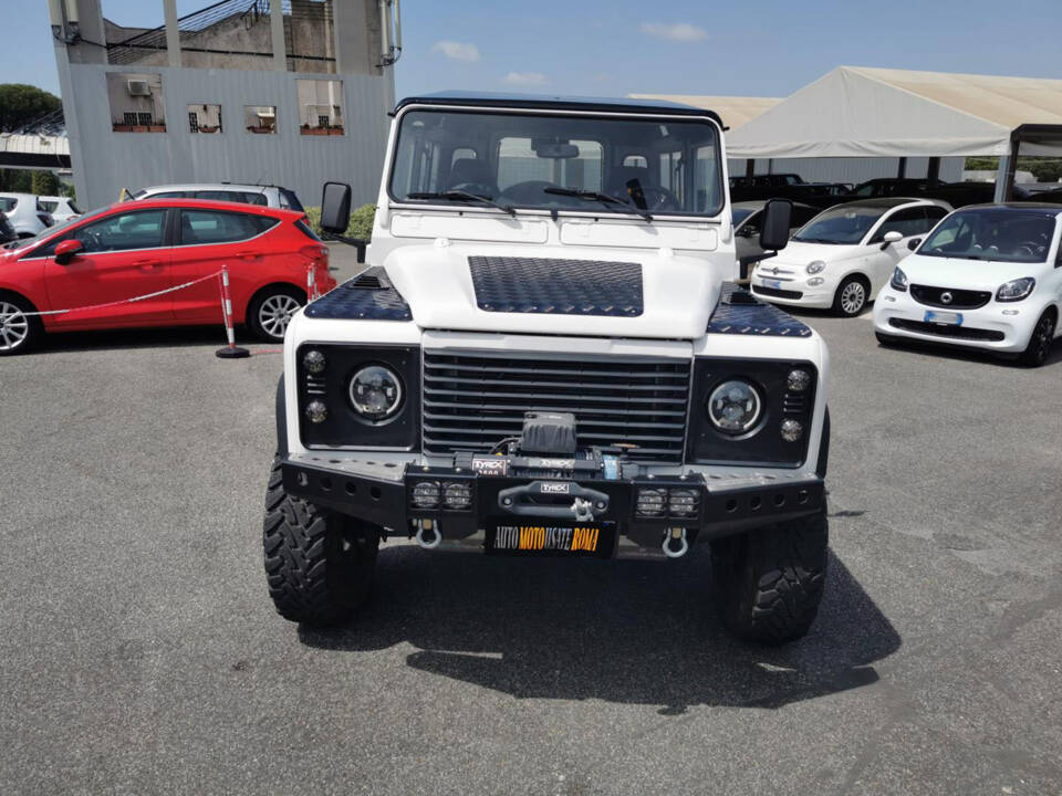 Image 30/45 of Land Rover Defender 110 Td5 (2001)