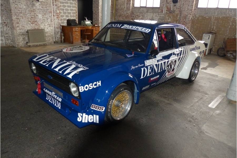 Image 16/41 of Ford Escort Group 4 Rally (1981)