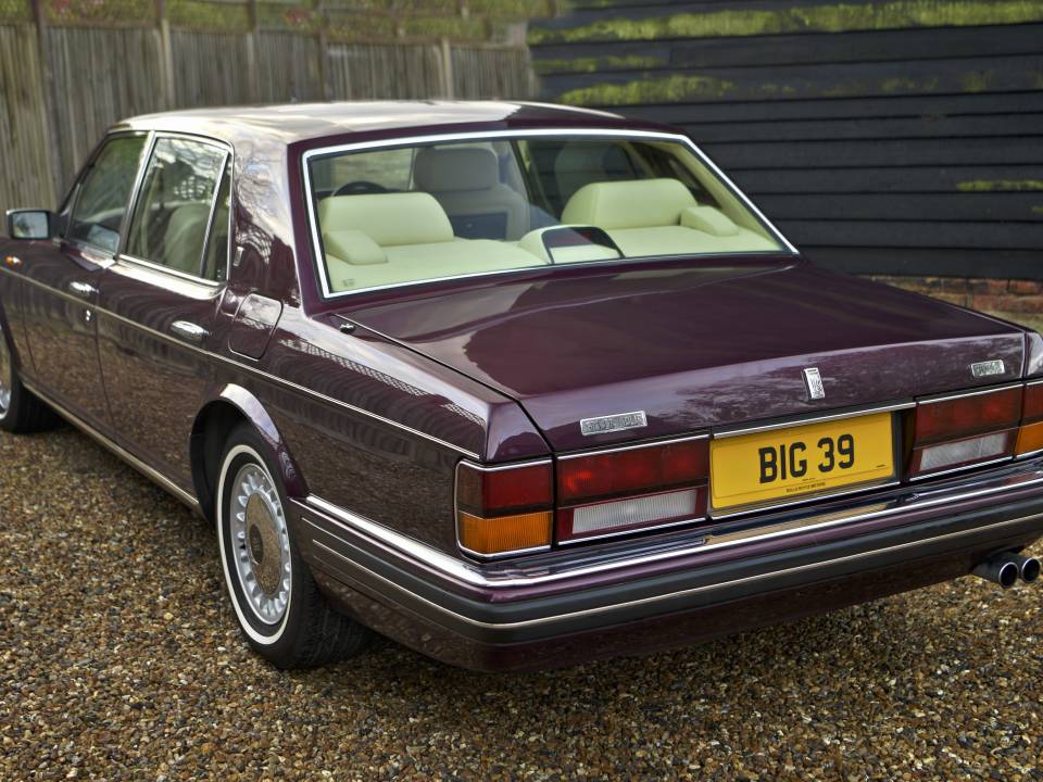Image 9/50 of Rolls-Royce Silver Spur IV (1997)
