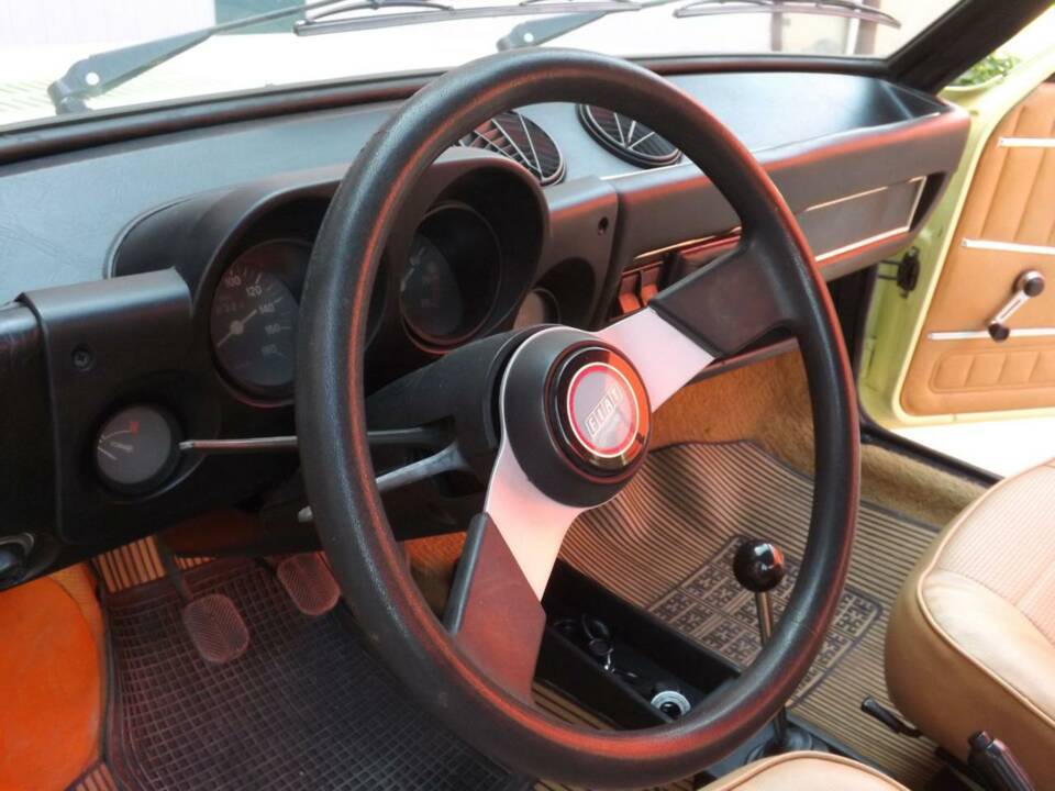 Afbeelding 18/50 van FIAT 128 Sport Coupe (1974)