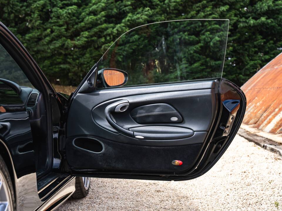 Image 16/42 of Porsche 911 GT3 (2003)