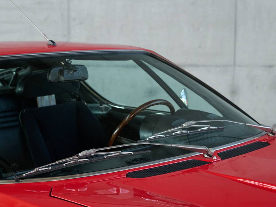 Image 24/50 of Alfa Romeo Montreal (1973)