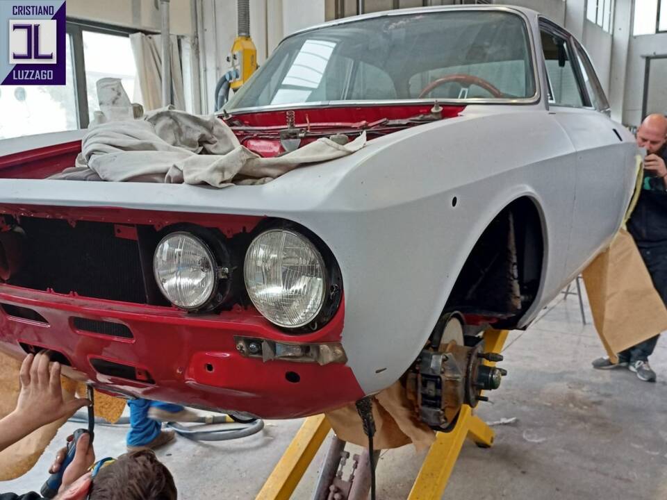 Bild 70/79 von Alfa Romeo 2000 GT Veloce (1971)