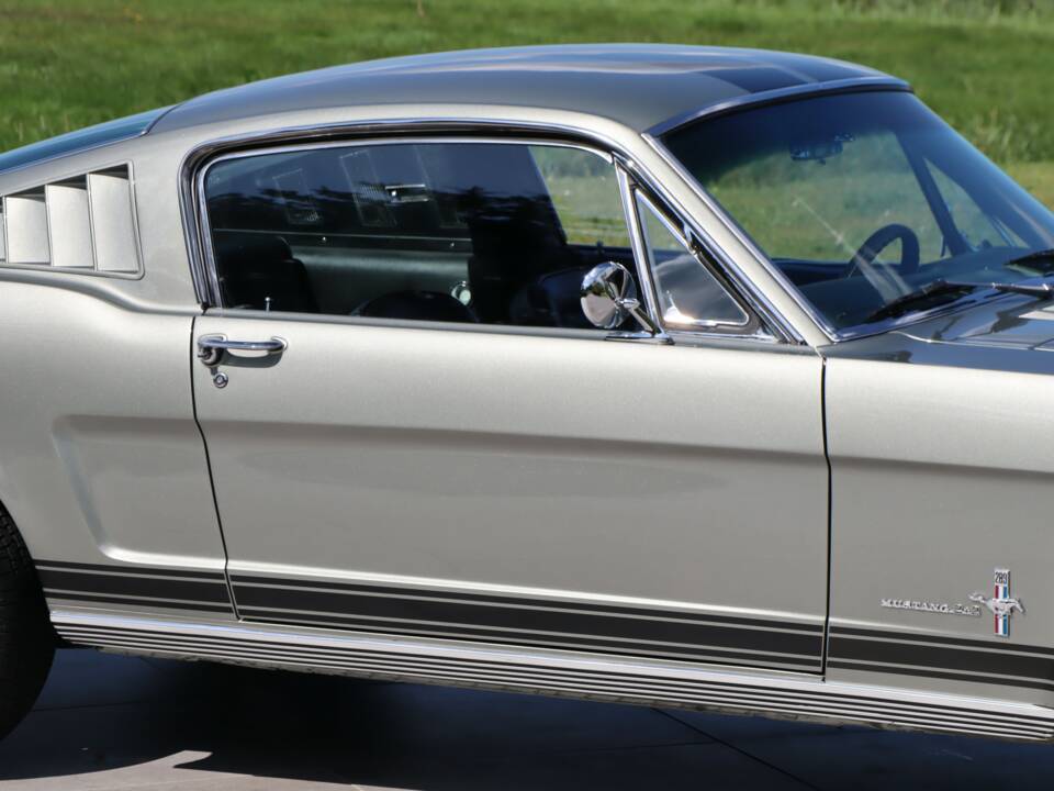 Image 39/50 de Ford Mustang 289 (1966)