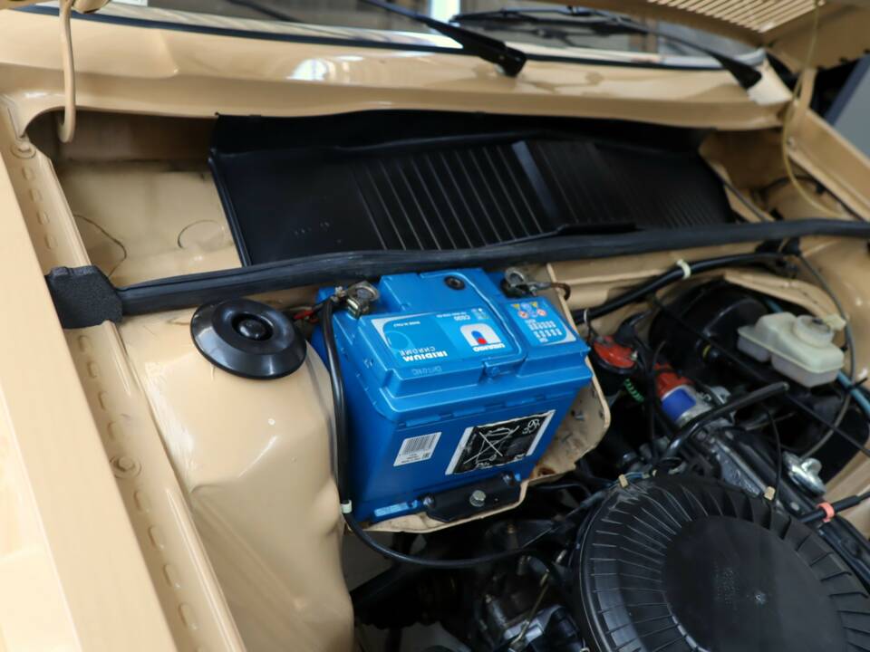 Imagen 44/50 de Audi 80 GL (1979)