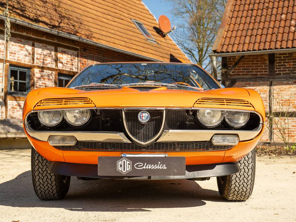 Image 9/50 de Alfa Romeo Montreal (1971)