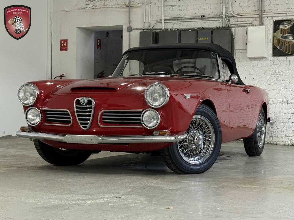 Bild 1/76 von Alfa Romeo 2600 Spider (1964)