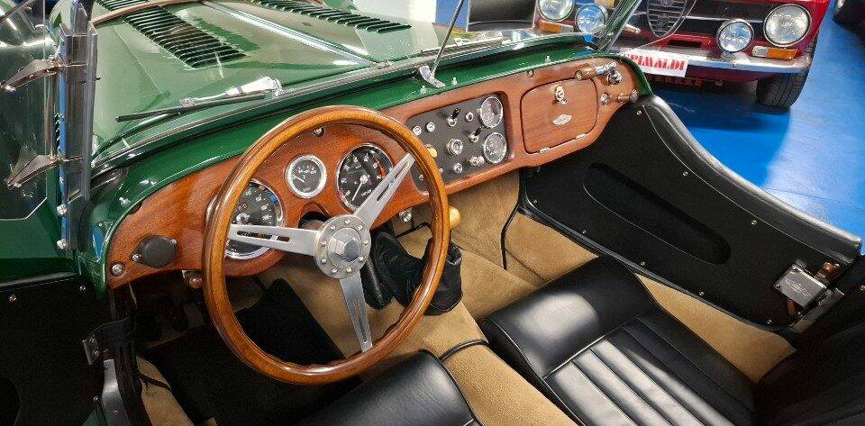 Bild 44/50 von Morgan 4&#x2F;4 Series V (1964)