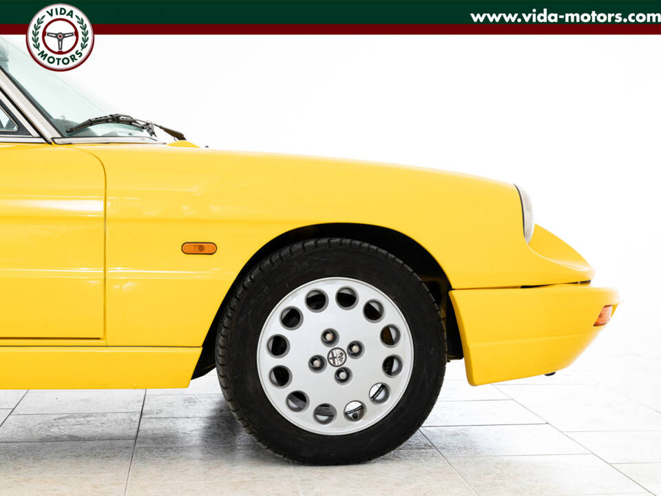 Image 5/37 of Alfa Romeo 2.0 Spider (1993)