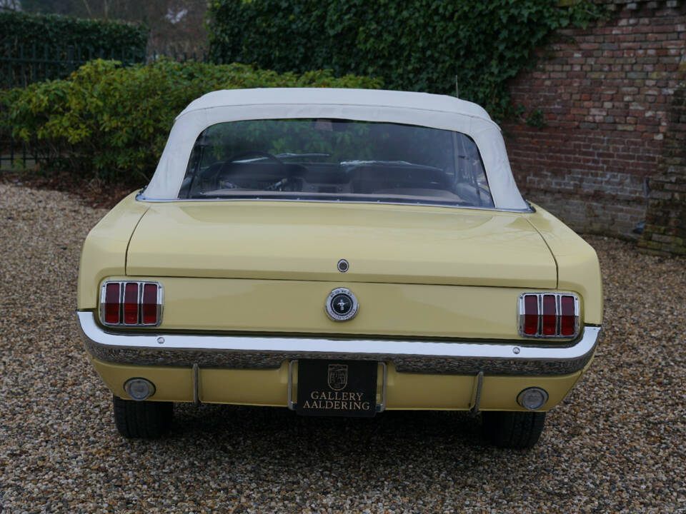 Image 46/50 de Ford Mustang 289 (1965)