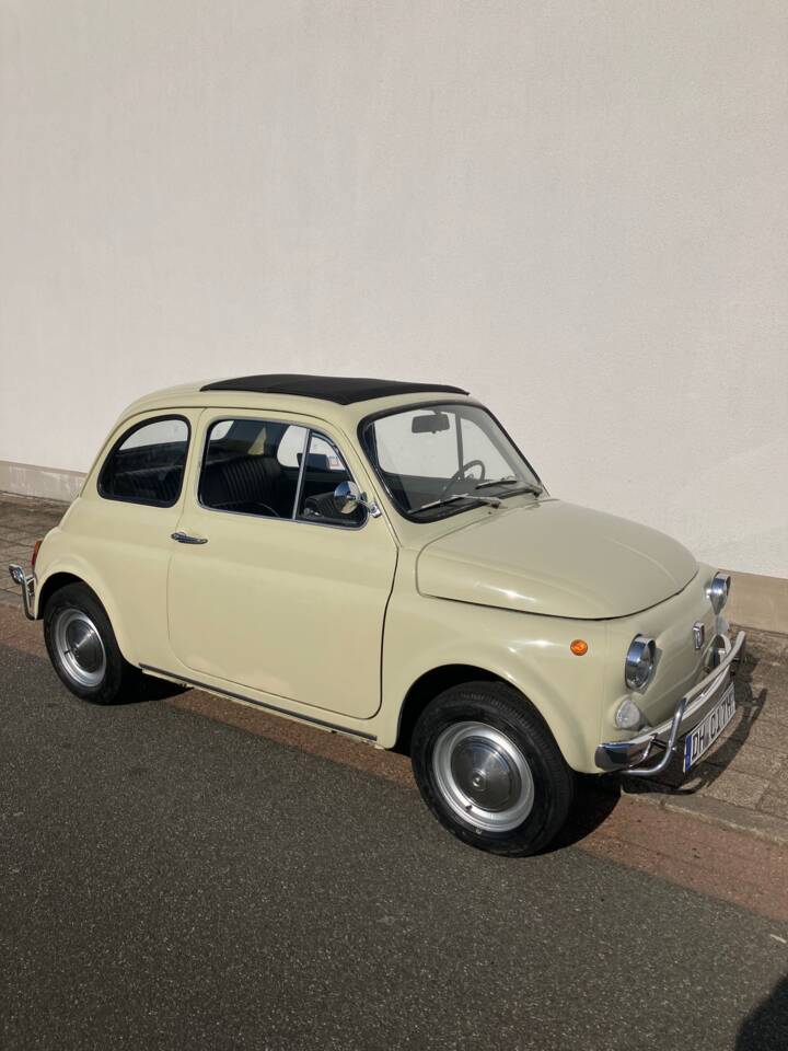 Image 1/8 of FIAT 500 L (1972)