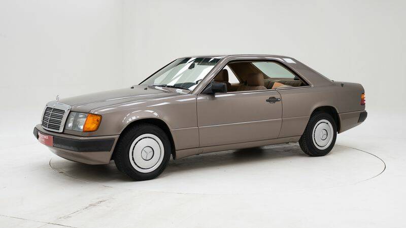 Bild 1/15 von Mercedes-Benz 230 CE (1988)