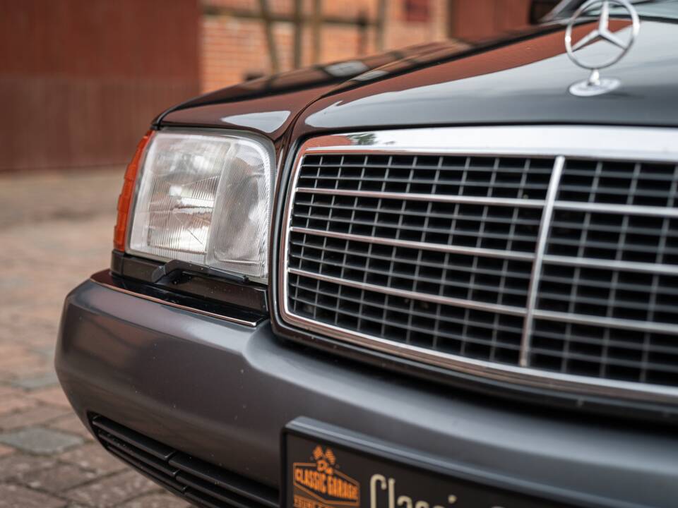 Image 3/54 of Mercedes-Benz 500 SEL (1992)