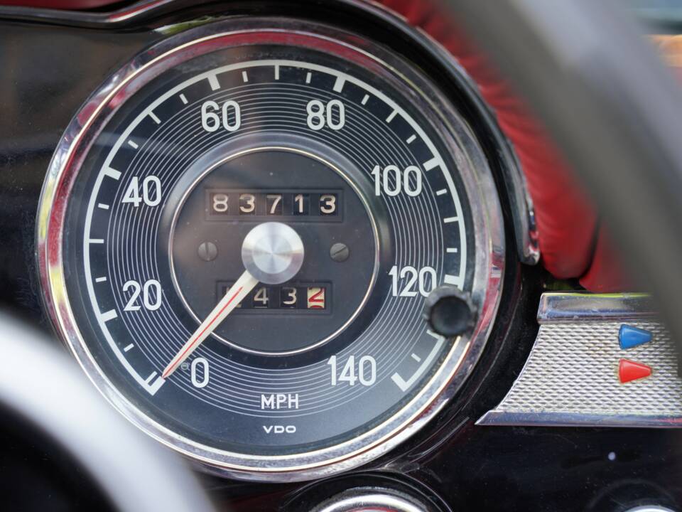 Imagen 10/50 de Mercedes-Benz 280 SL (1969)