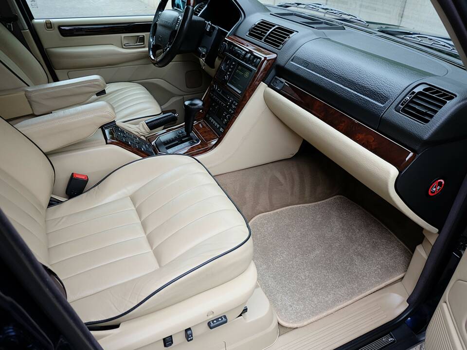 Afbeelding 19/95 van Land Rover Range Rover 4.6 Vogue (2002)