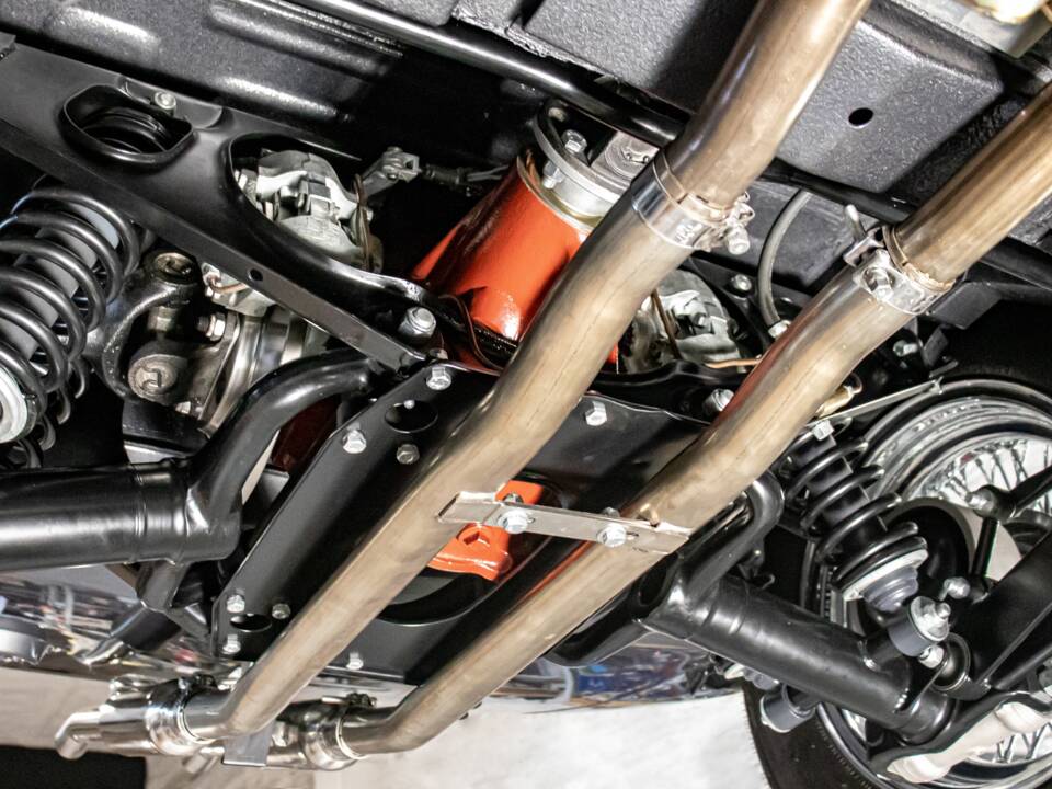 Bild 98/99 von Jaguar E-Type 4.2 (1966)