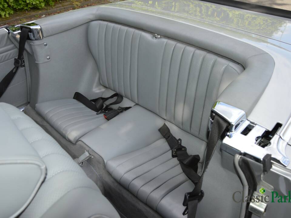 Image 11/50 de Mercedes-Benz 500 SL (1985)