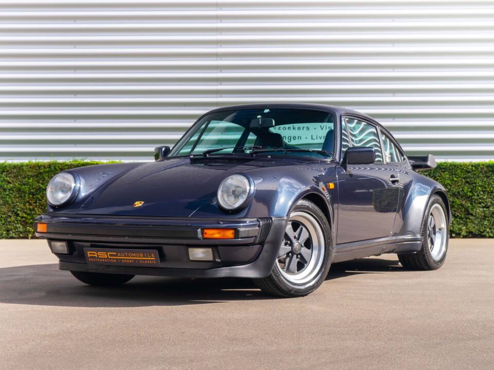 Imagen 1/33 de Porsche 911 Turbo 3.3 (1988)
