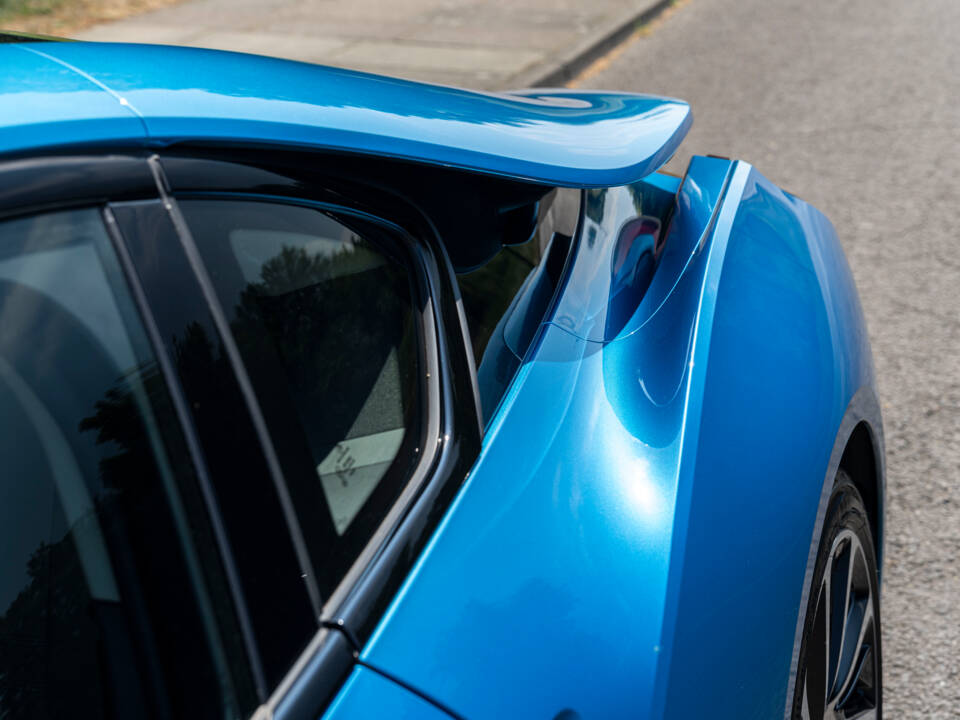 Image 9/33 of BMW i8 Coupé (2015)