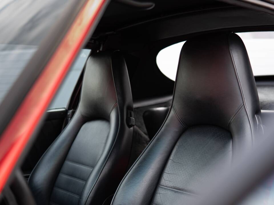 Image 20/29 of Porsche 911 Carrera 3.2 (1989)