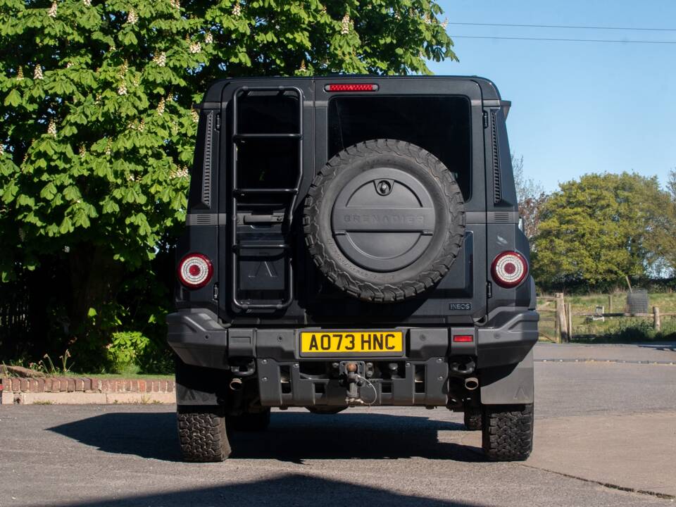 Image 21/50 of INEOS Grenadier Station Wagon Fieldmaster (2023)
