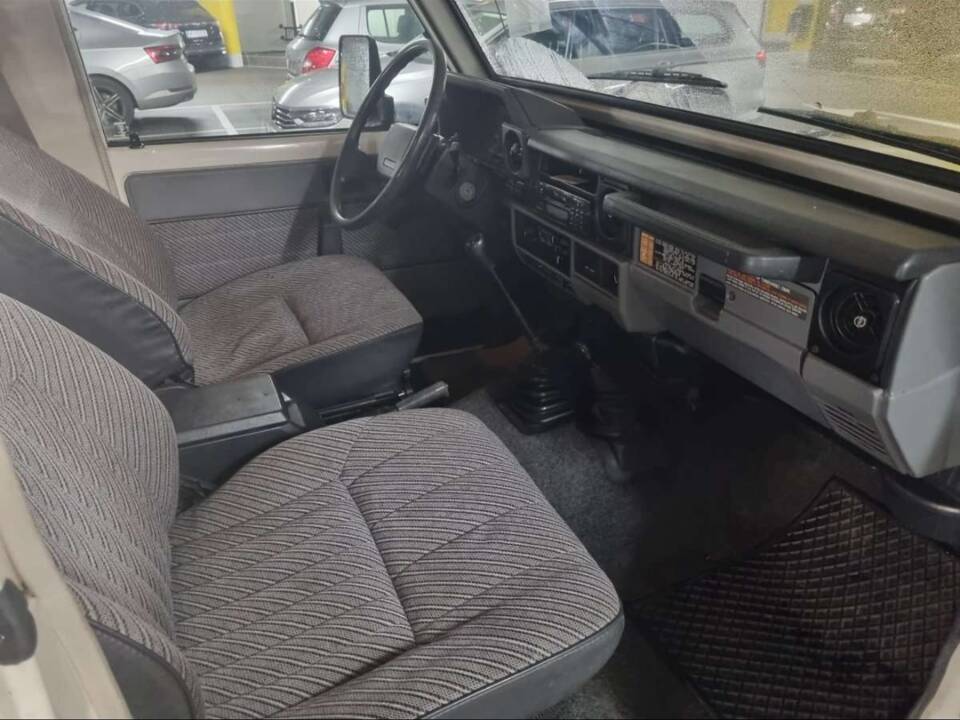 Immagine 5/19 di Toyota Land Cruiser Turbo LJ 70 (1987)