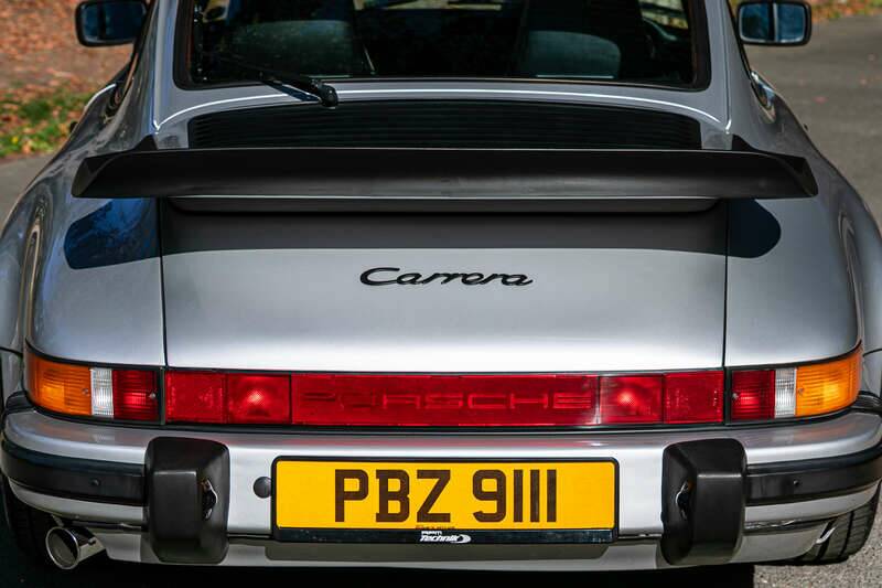 Bild 32/42 von Porsche 911 Carrera 3.2 (1989)