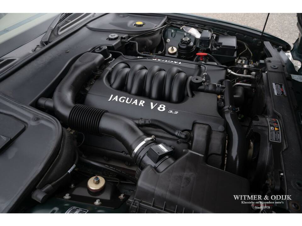 Bild 31/32 von Jaguar XJ 8 Executive (1998)
