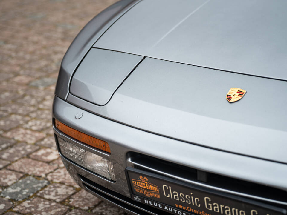 Image 5/42 de Porsche 944 S2 (1991)