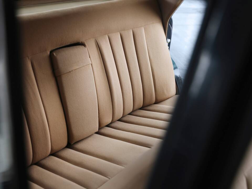 Image 32/50 of Lancia Flavia 1800 (1965)