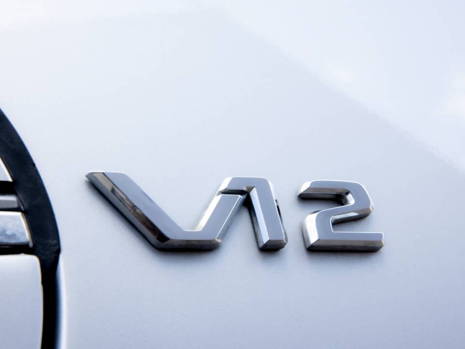 Image 4/59 of Mercedes-Benz 600 SEL (1992)