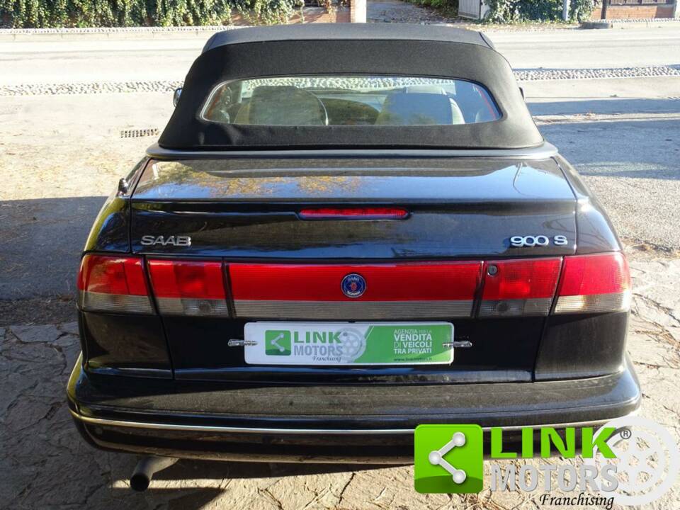 Image 8/10 of Saab 900 2.0i (1996)