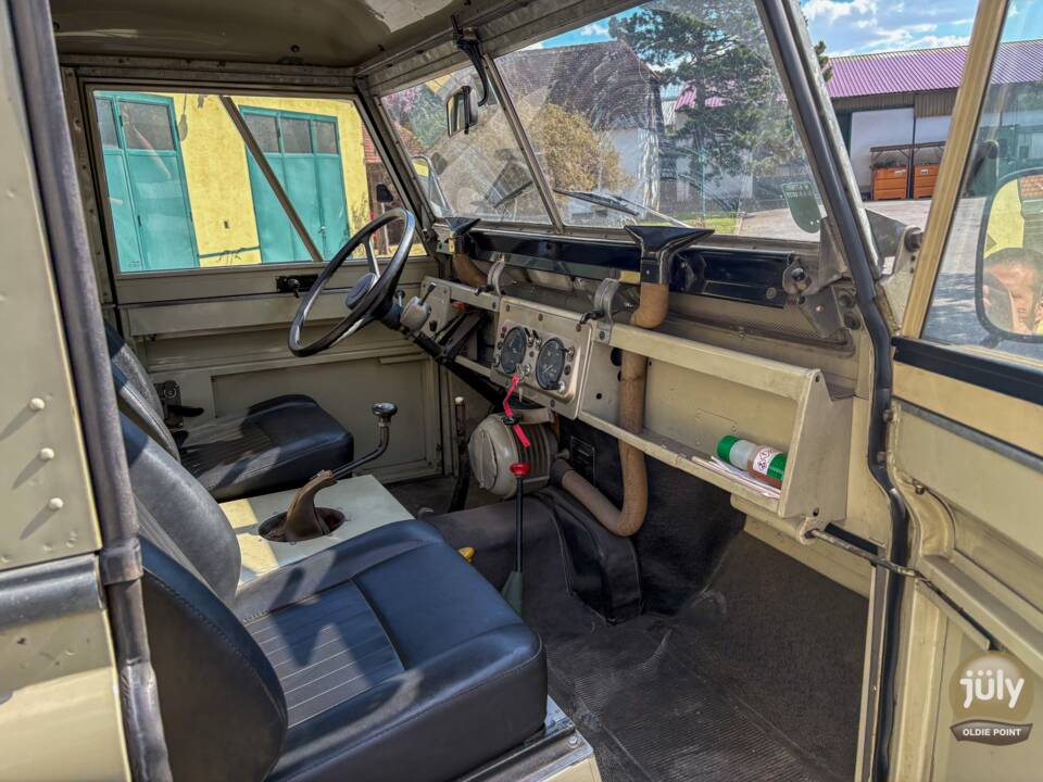 Image 10/10 of Land Rover Forward Control (1968)