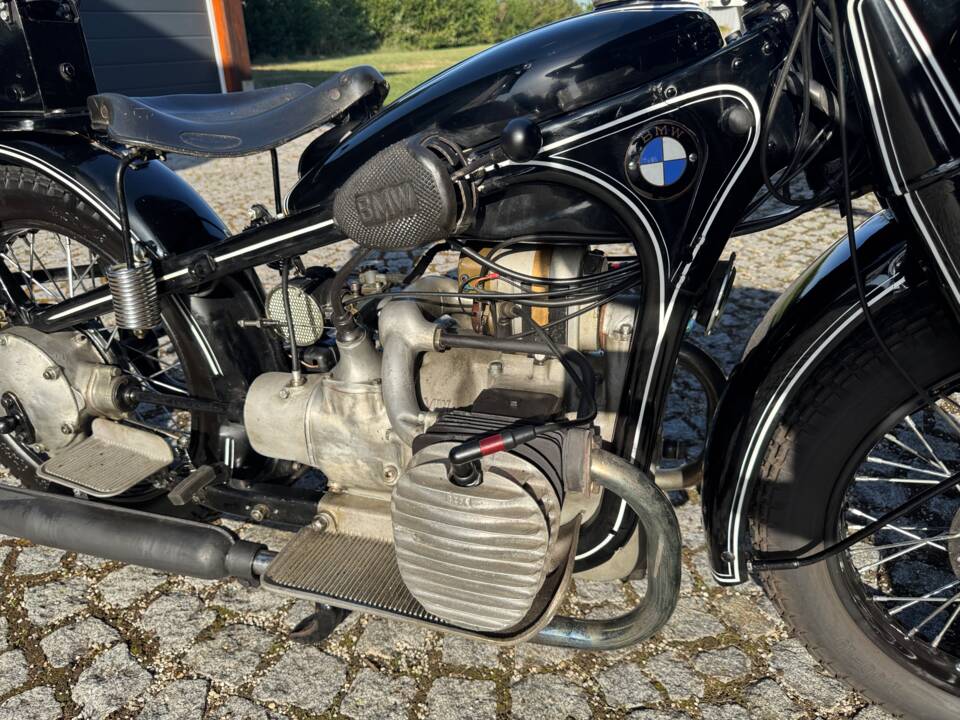 Image 13/19 of BMW R 12 (1941)