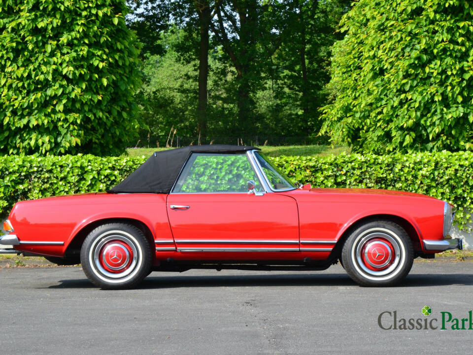 Image 21/50 de Mercedes-Benz 230 SL (1964)