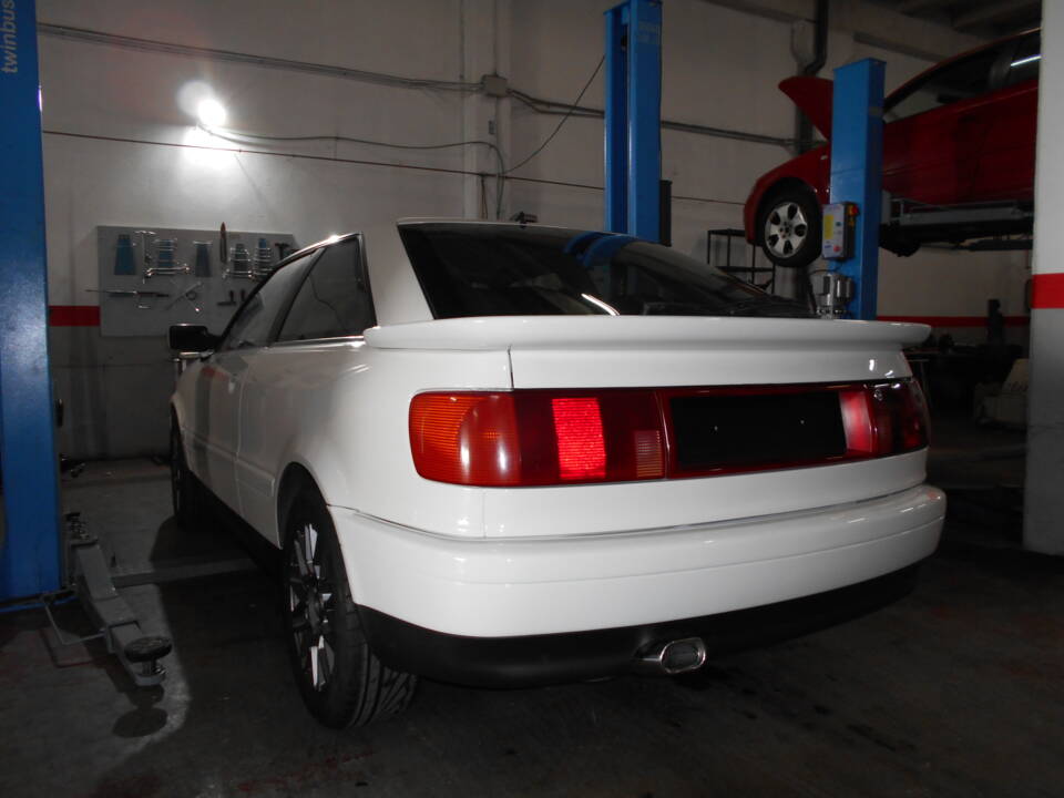 Bild 22/23 von Audi Coupe - 2.3E (1992)