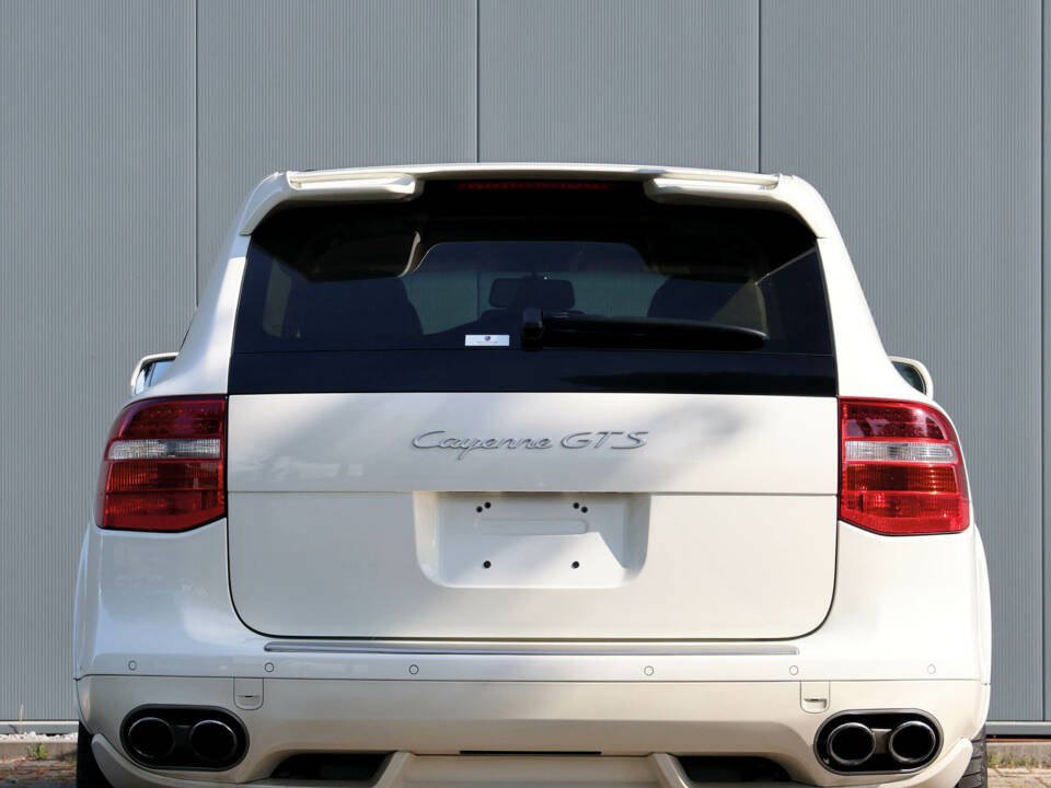 Bild 30/49 von Porsche Cayenne GTS (2009)