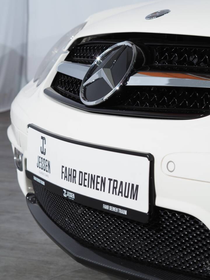 Immagine 24/49 di Mercedes-Benz SL 55 AMG (2006)