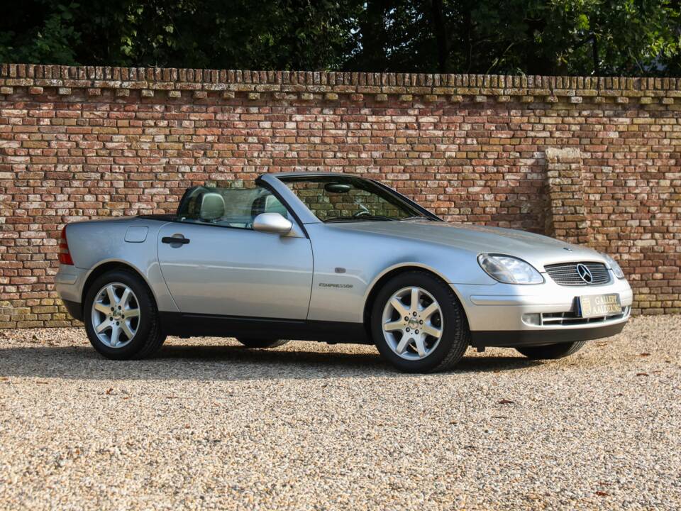Bild 40/50 von Mercedes-Benz SLK 230 Kompressor (1998)
