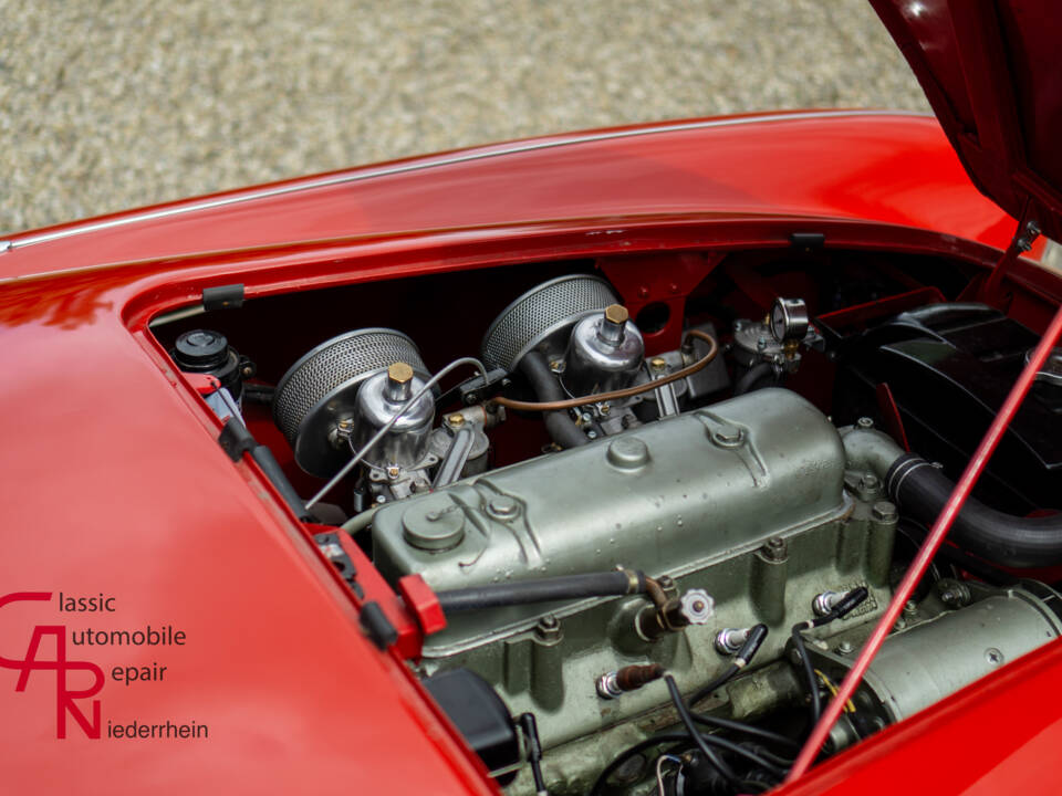 Image 16/18 of Austin-Healey 100&#x2F;4 (BN2) (1956)