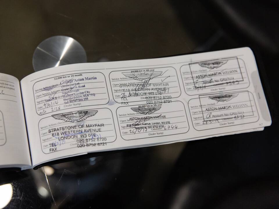 Bild 21/95 von Aston Martin Cygnet (2012)