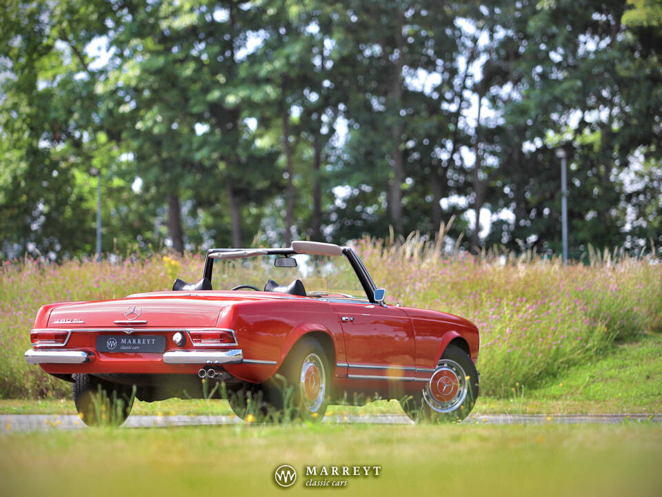 Image 70/70 of Mercedes-Benz 280 SL (1969)