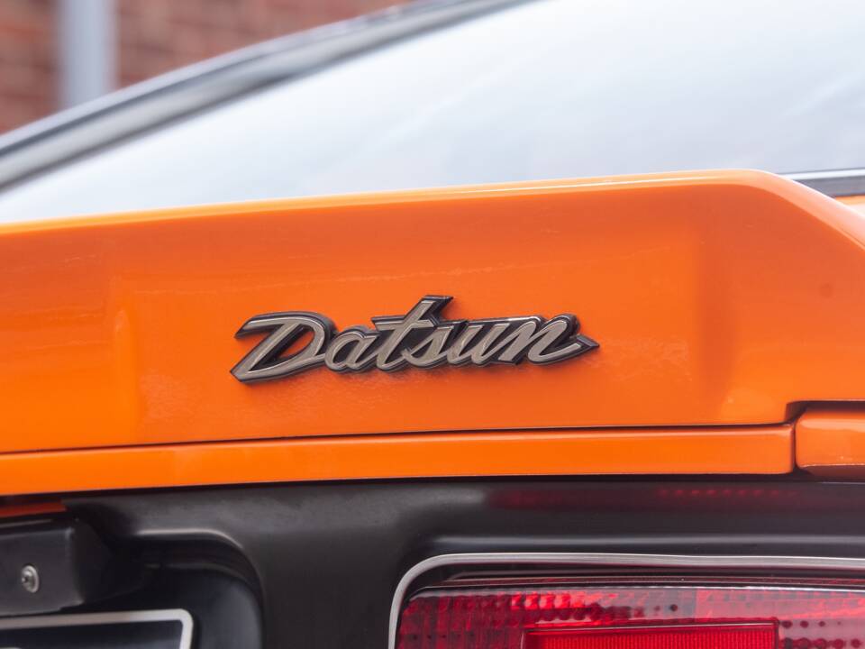 Image 8/50 of Datsun 240 Z (1972)
