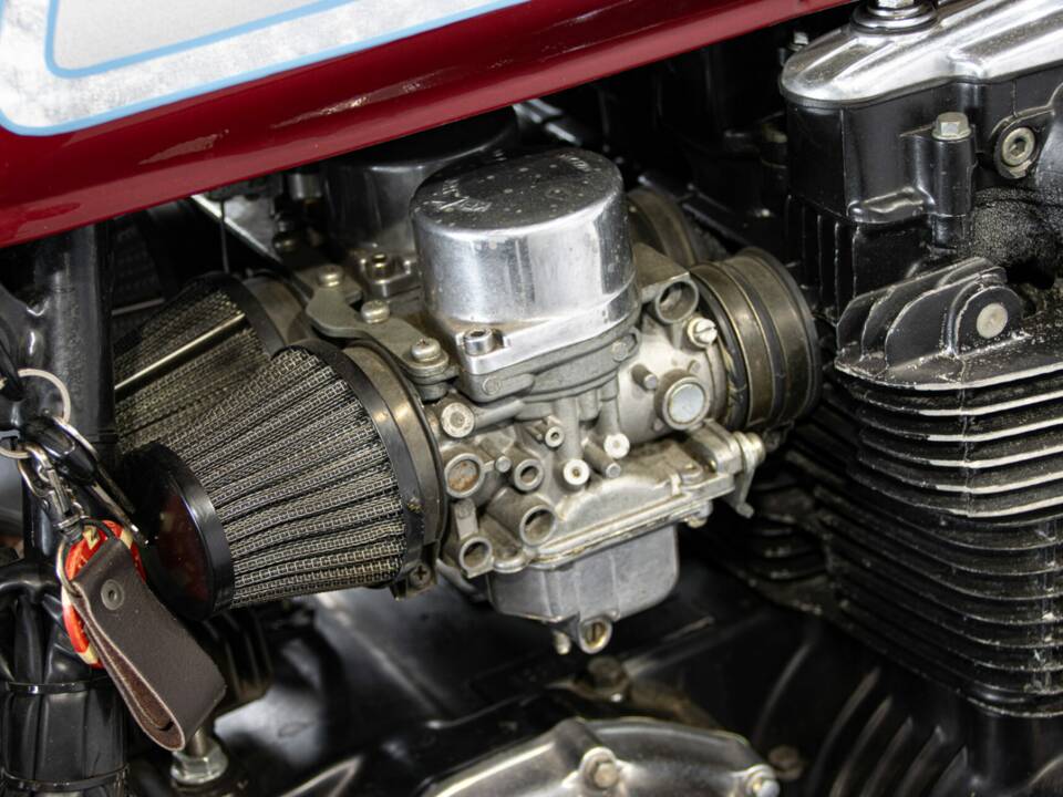 Image 19/50 of Honda CB 650 (1984)